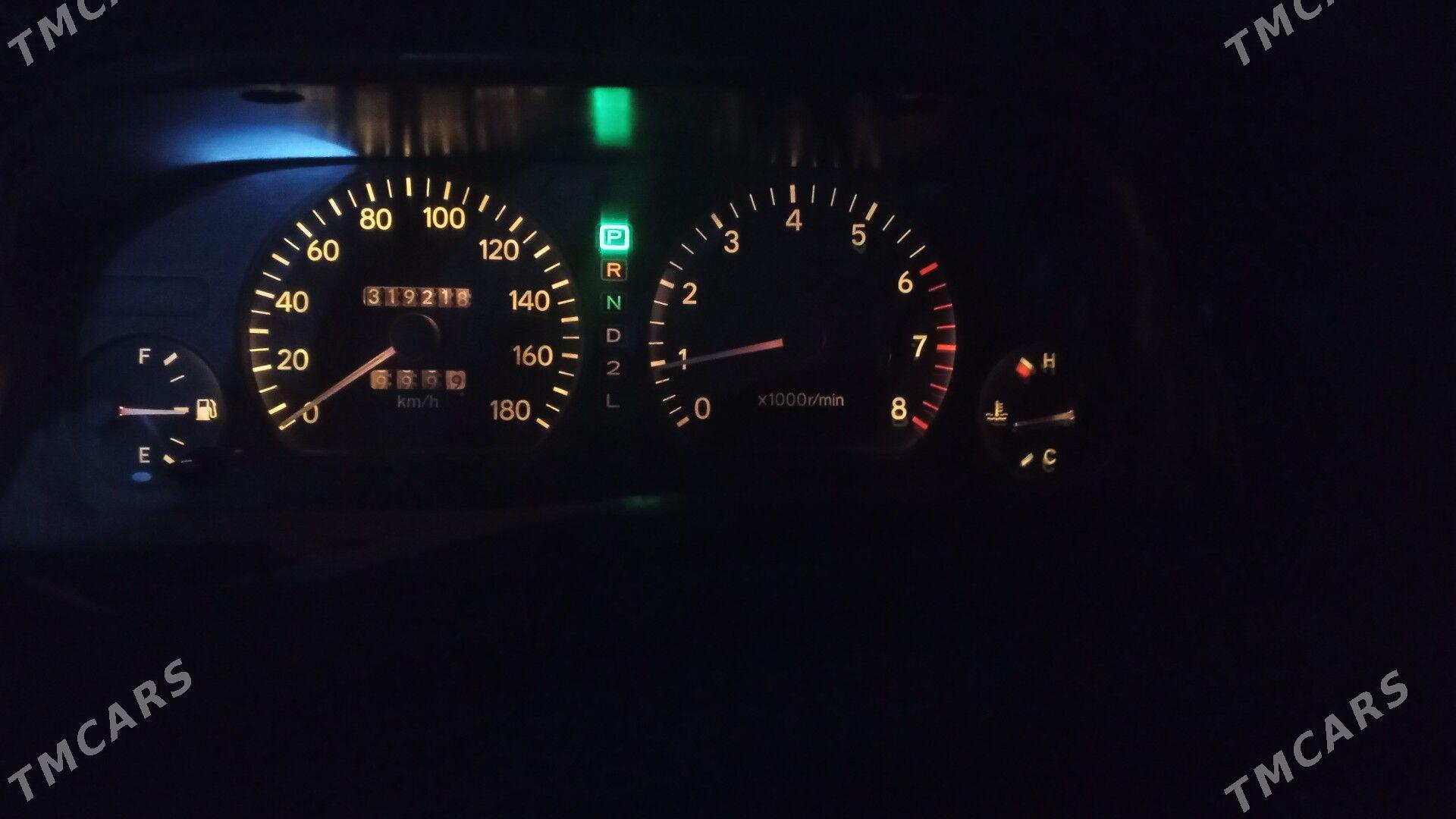 Toyota Chaser 1995 - 70 000 TMT - Байрамали - img 9