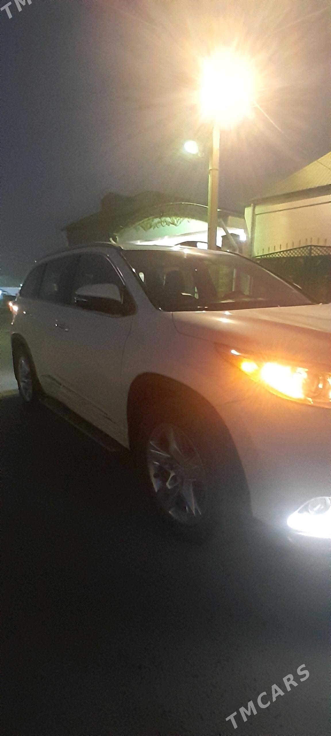 Toyota Highlander 2016 - 420 000 TMT - Багир - img 10