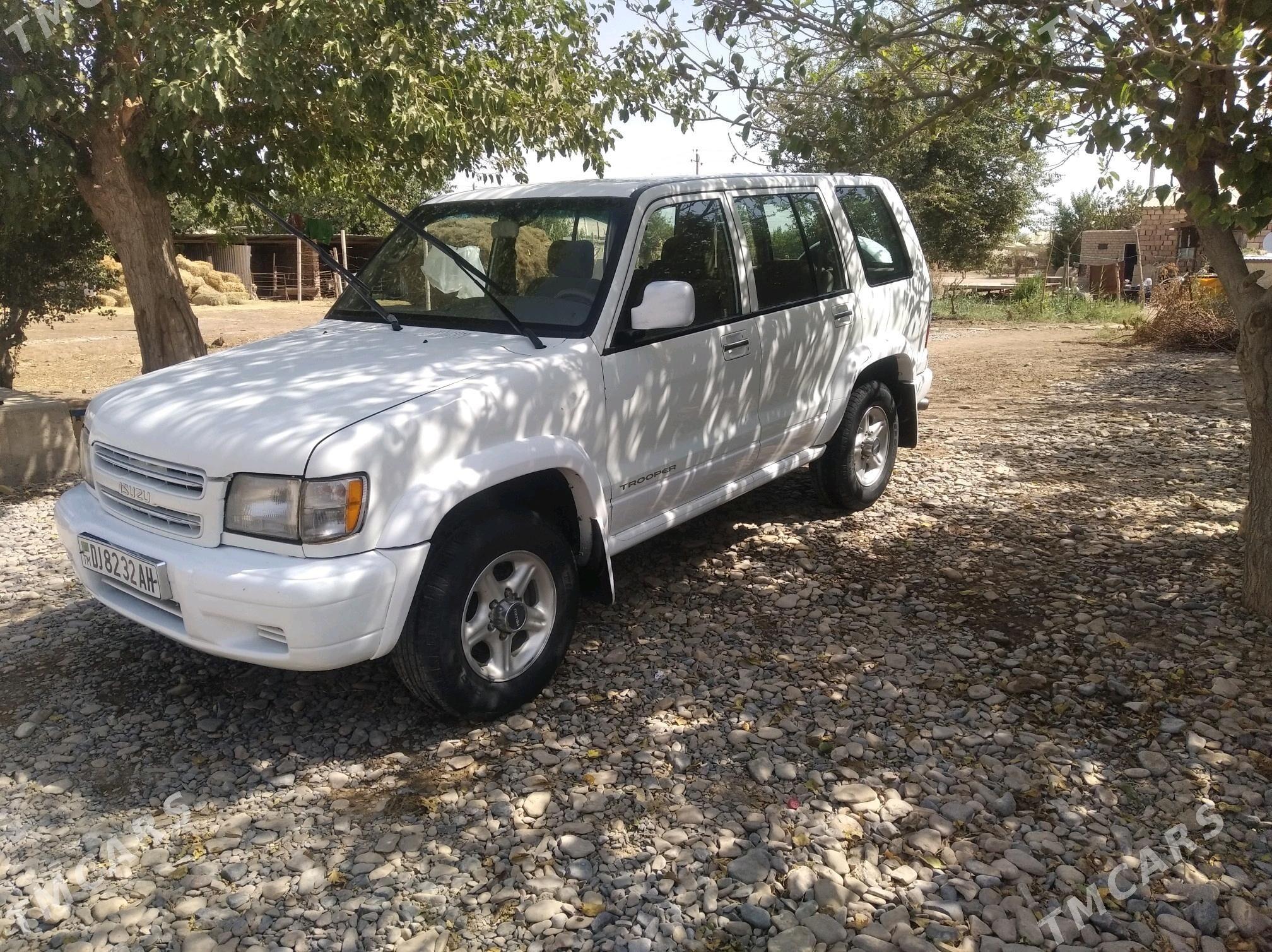 Isuzu Trooper 2000 - 80 000 TMT - Бабадайхан - img 2