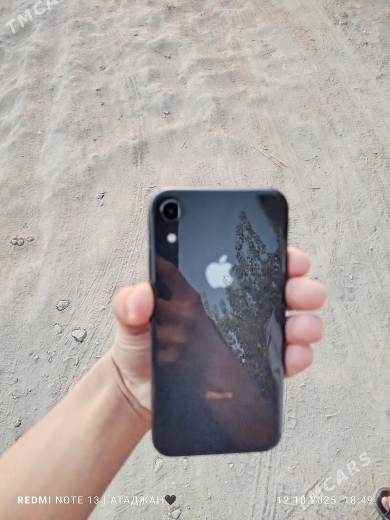 iphone xr - Gurbansoltan Eje - img 3