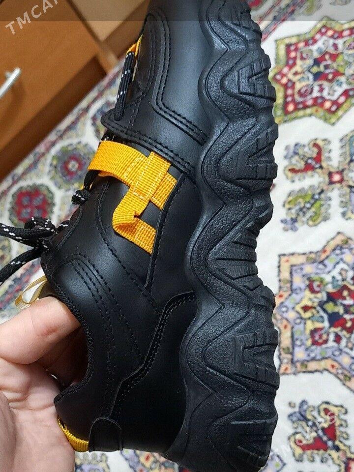 кроссовки - 2 мкр - img 5