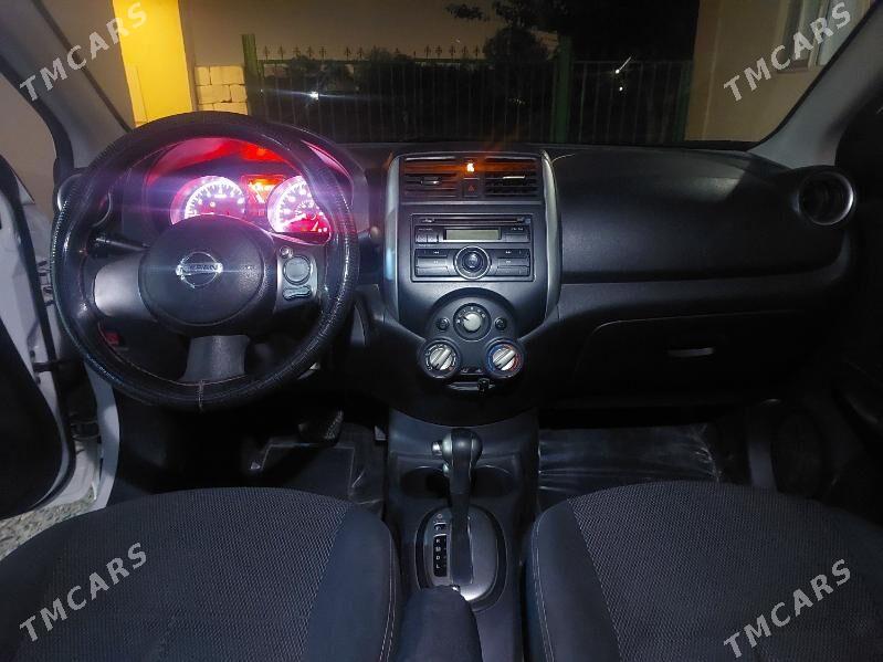 Nissan Versa 2013 - 128 000 TMT - Garadamak - img 4