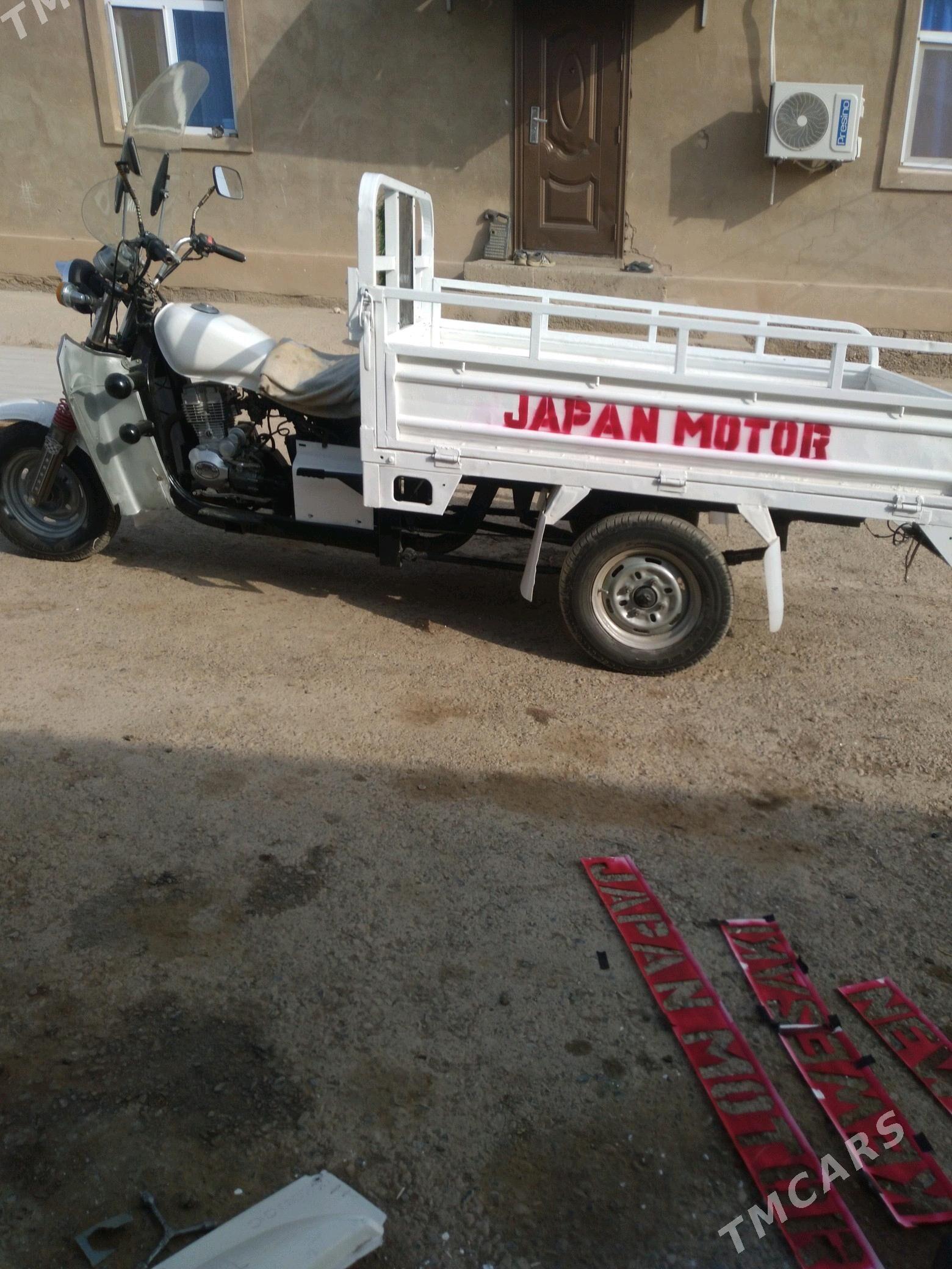 Fekon FK150-8G 2015 - 20 000 TMT - Теджен - img 2