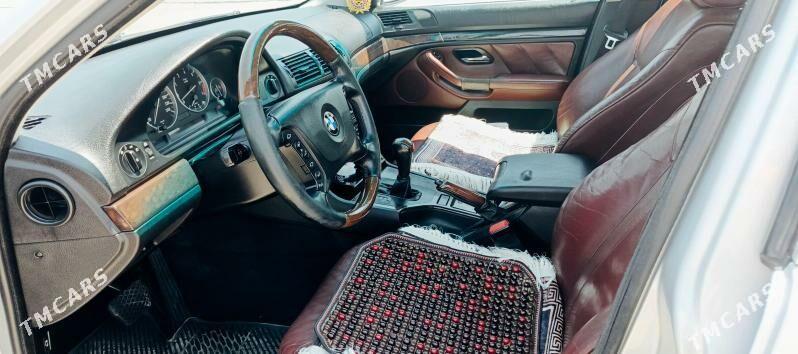 BMW E39 2001 - 152 000 TMT - Балканабат - img 6
