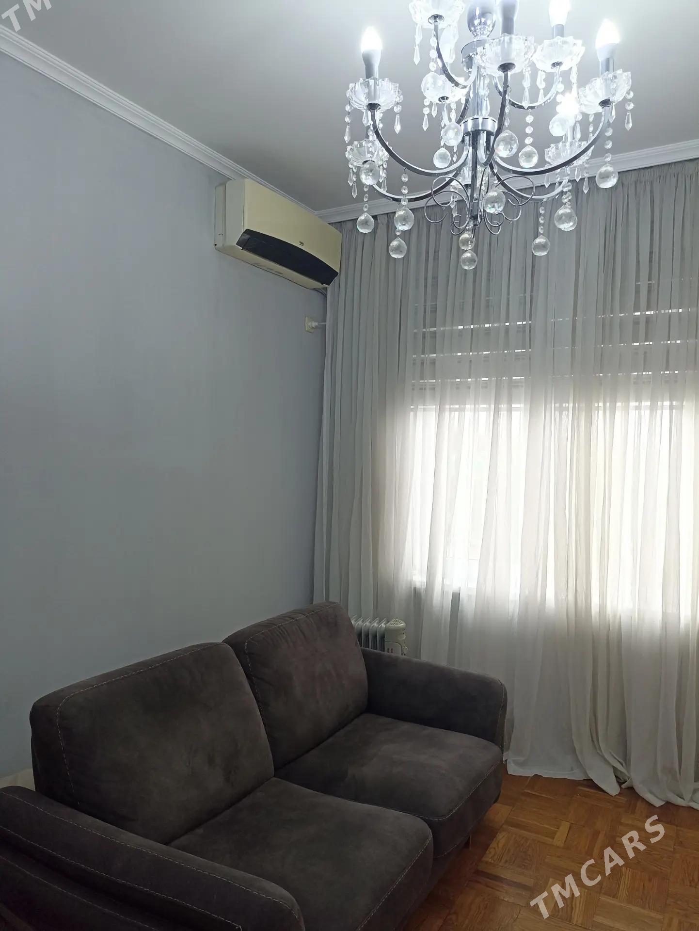 Saherin̈ merkezi 2 komnat️ - 1 мкр - img 4