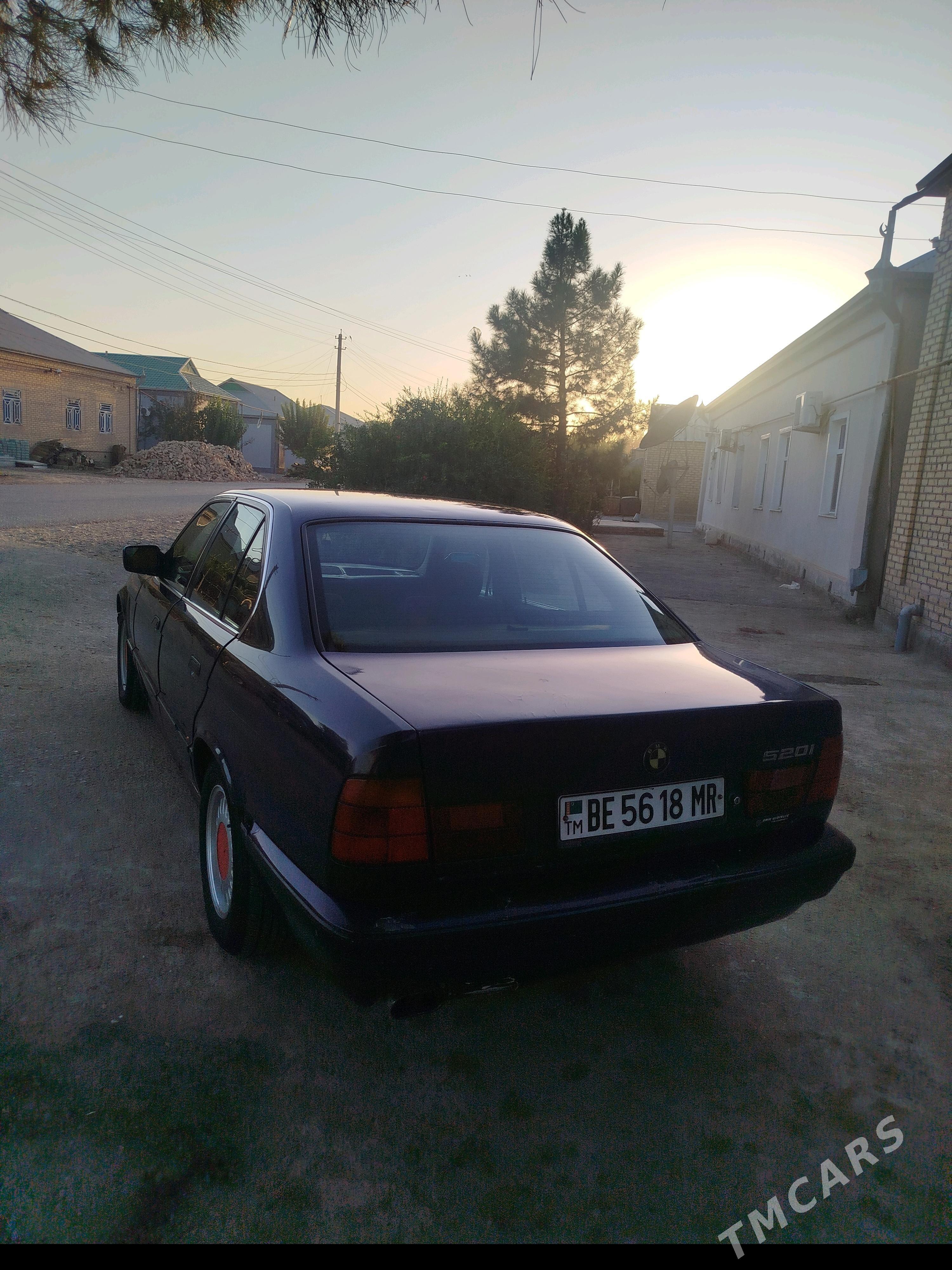 BMW 520 1992 - 40 000 TMT - Мургап - img 2