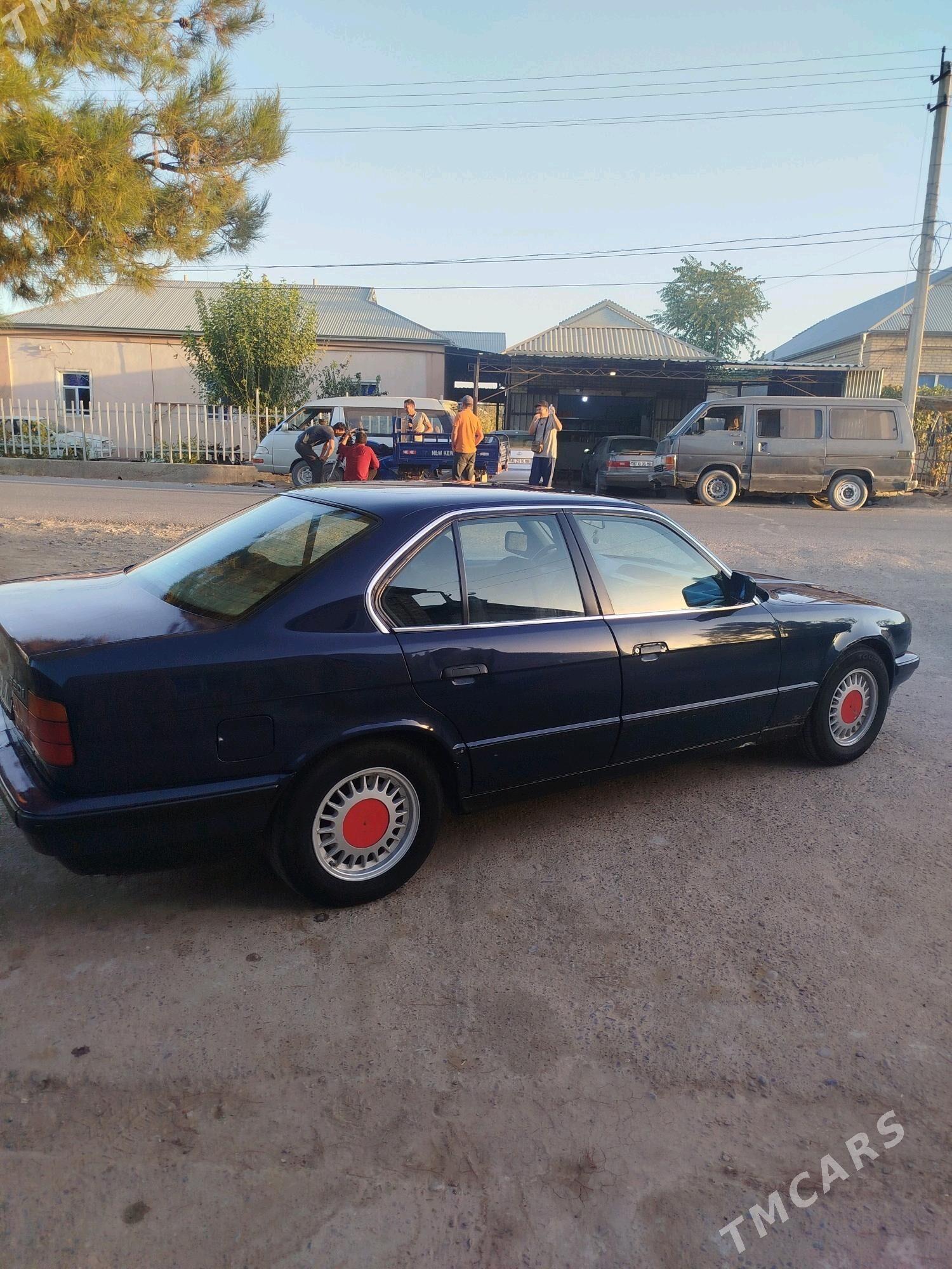 BMW 520 1992 - 40 000 TMT - Мургап - img 5