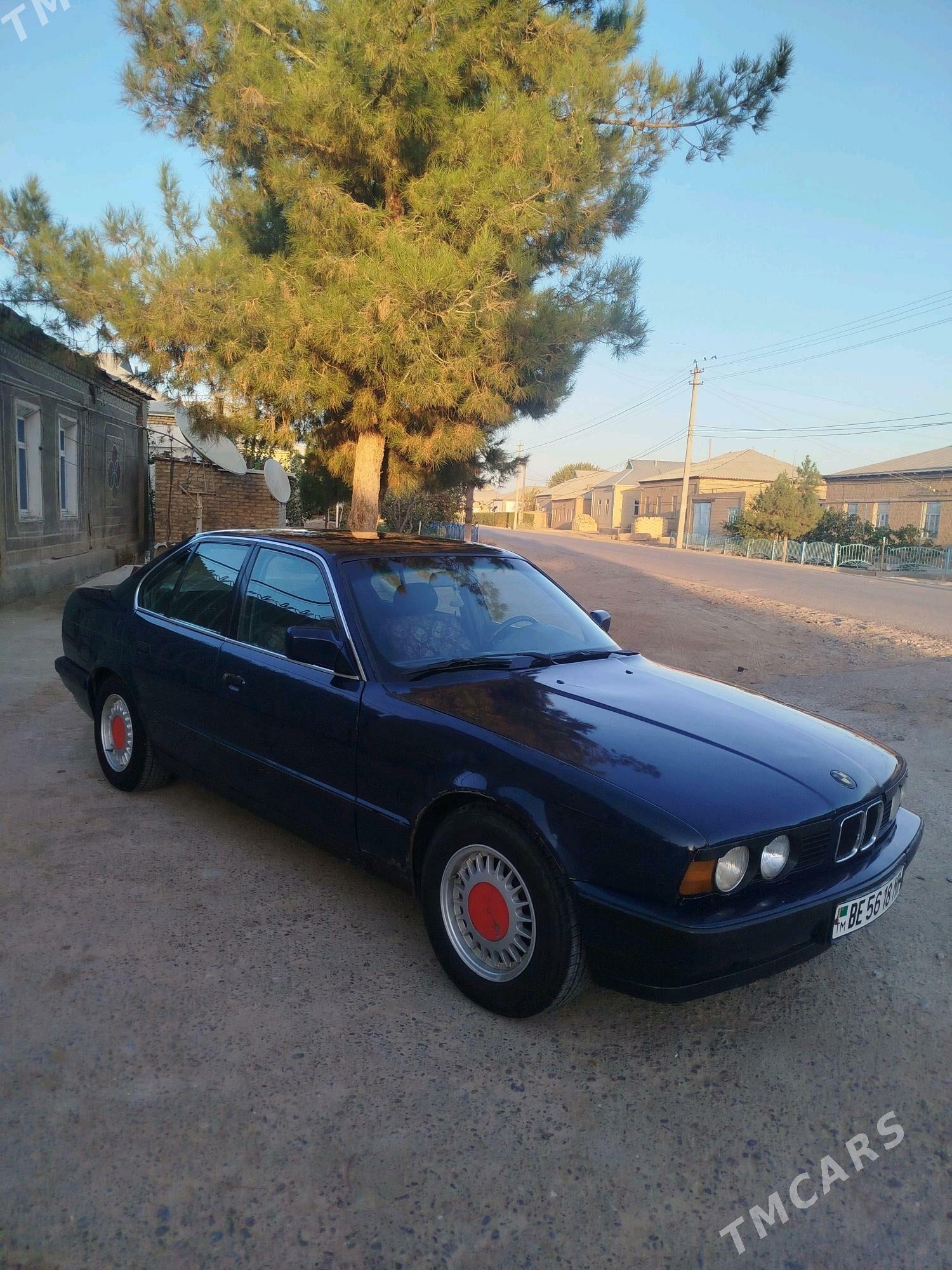 BMW 520 1992 - 40 000 TMT - Мургап - img 7