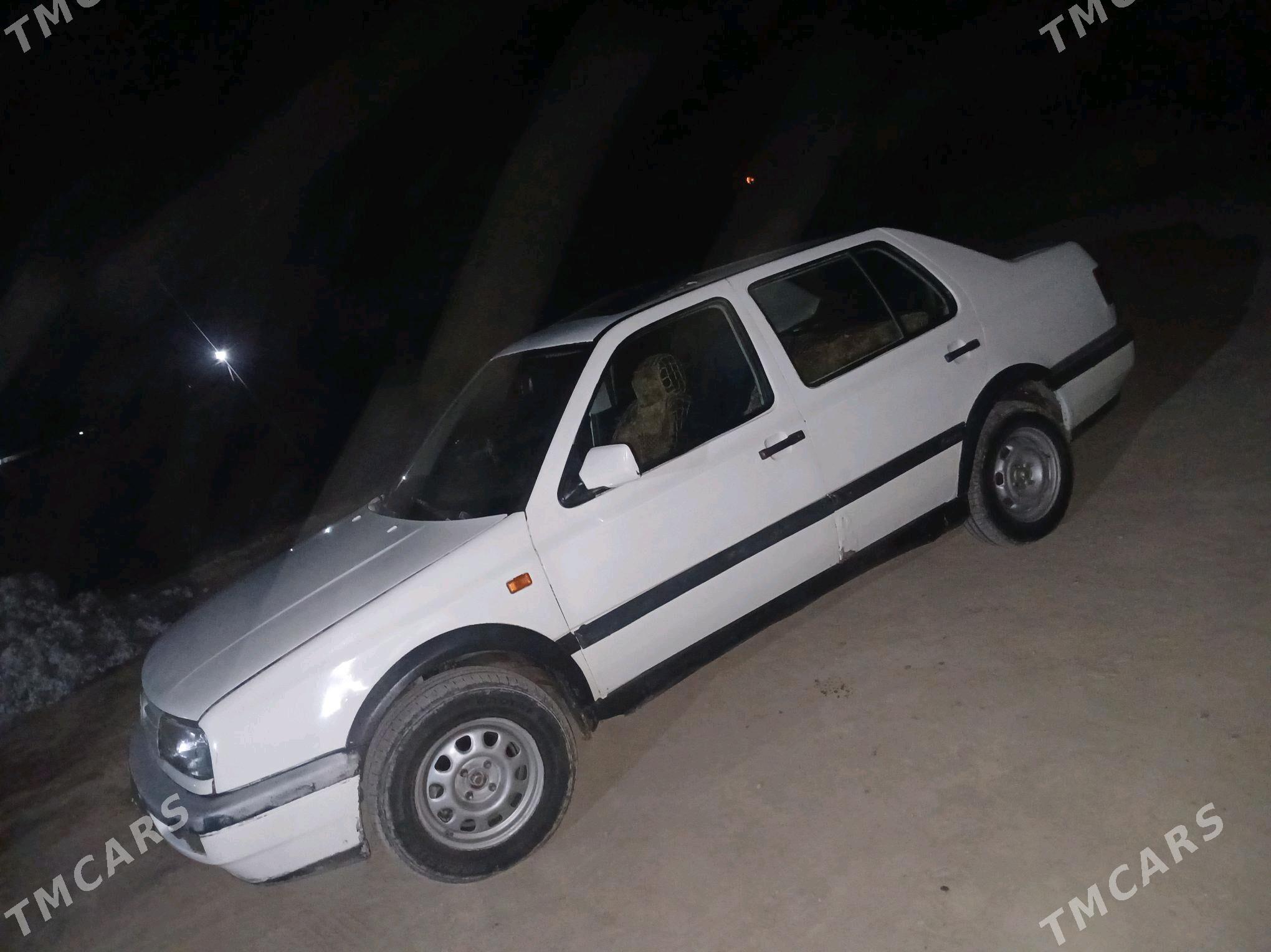 Volkswagen Golf 1992 - 30 000 TMT - Saýat - img 2