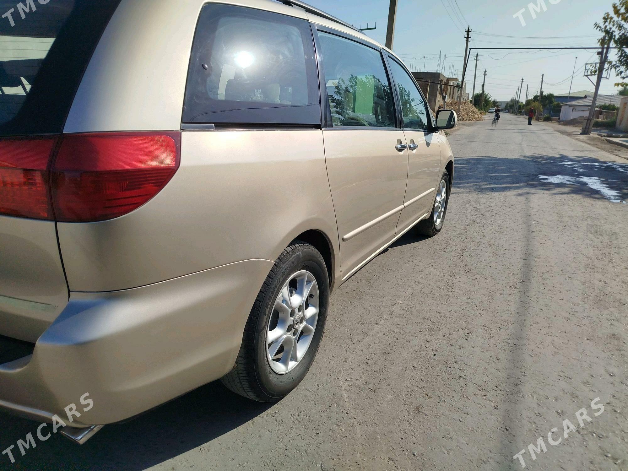 Toyota Sienna 2004 - 247 500 TMT - Dänew - img 4