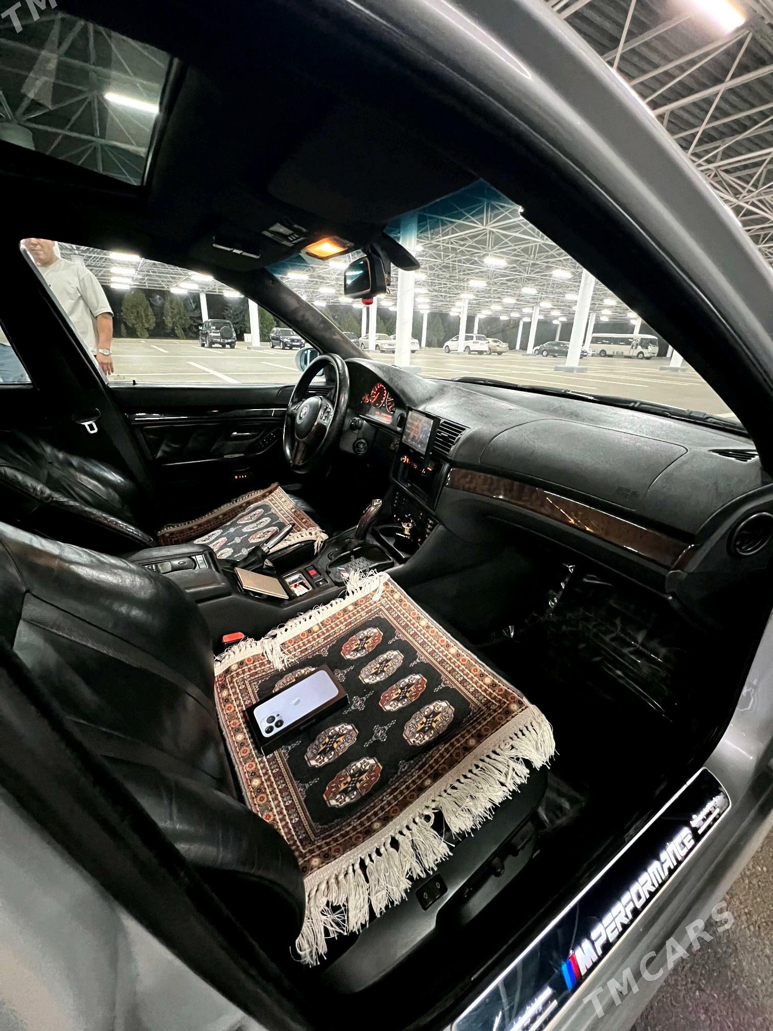 BMW E39 2002 - 130 000 TMT - Туркменбаши - img 2