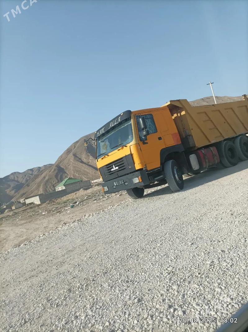 Howo Sinotruk 2010 - 350 000 TMT - Daşoguz - img 3