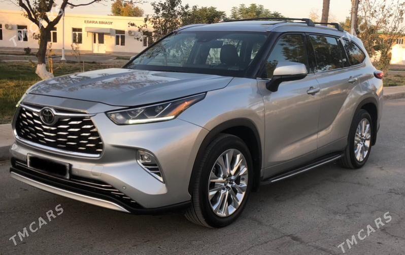 Toyota Highlander 2022 - 600 000 TMT - Dänew - img 3