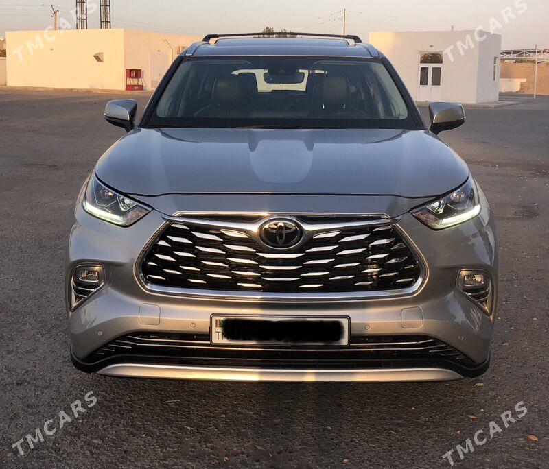 Toyota Highlander 2022 - 600 000 TMT - Dänew - img 6
