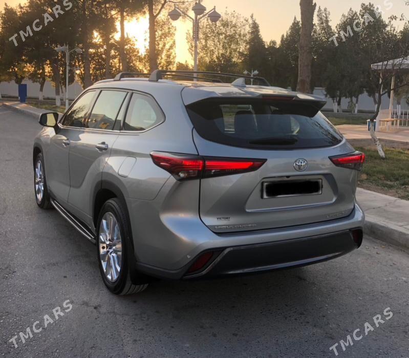 Toyota Highlander 2022 - 600 000 TMT - Dänew - img 8
