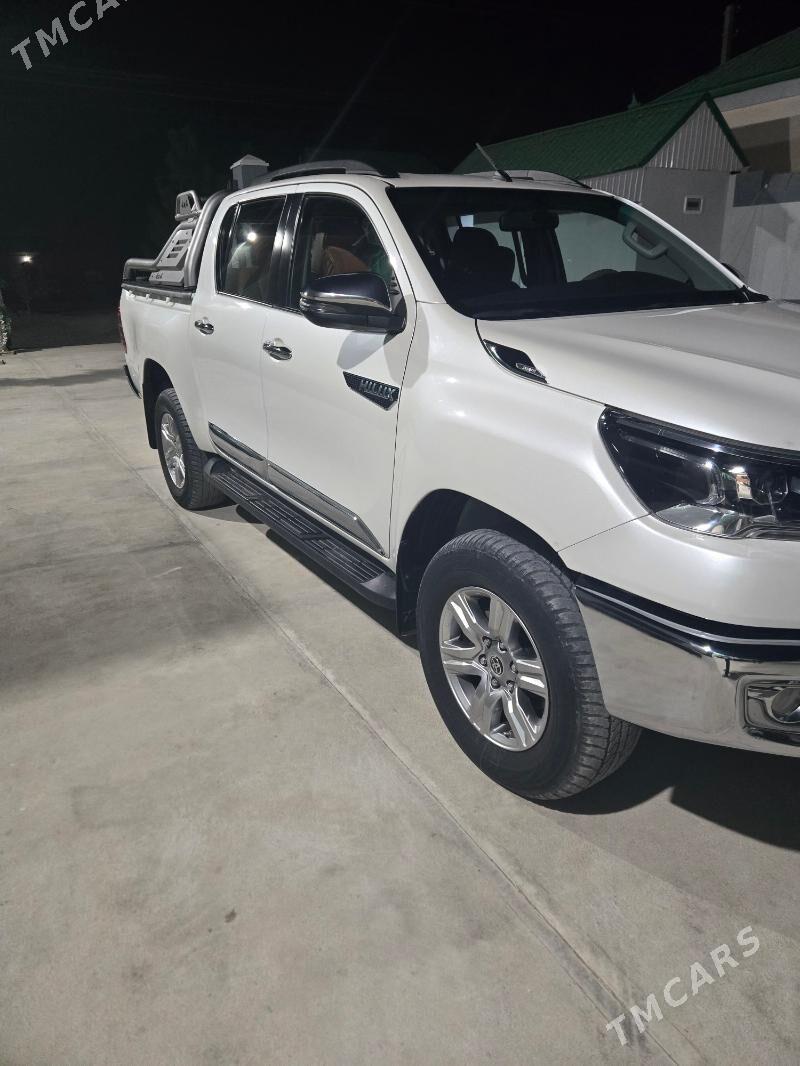 Toyota Hilux 2021 - 580 000 TMT - Mary - img 4