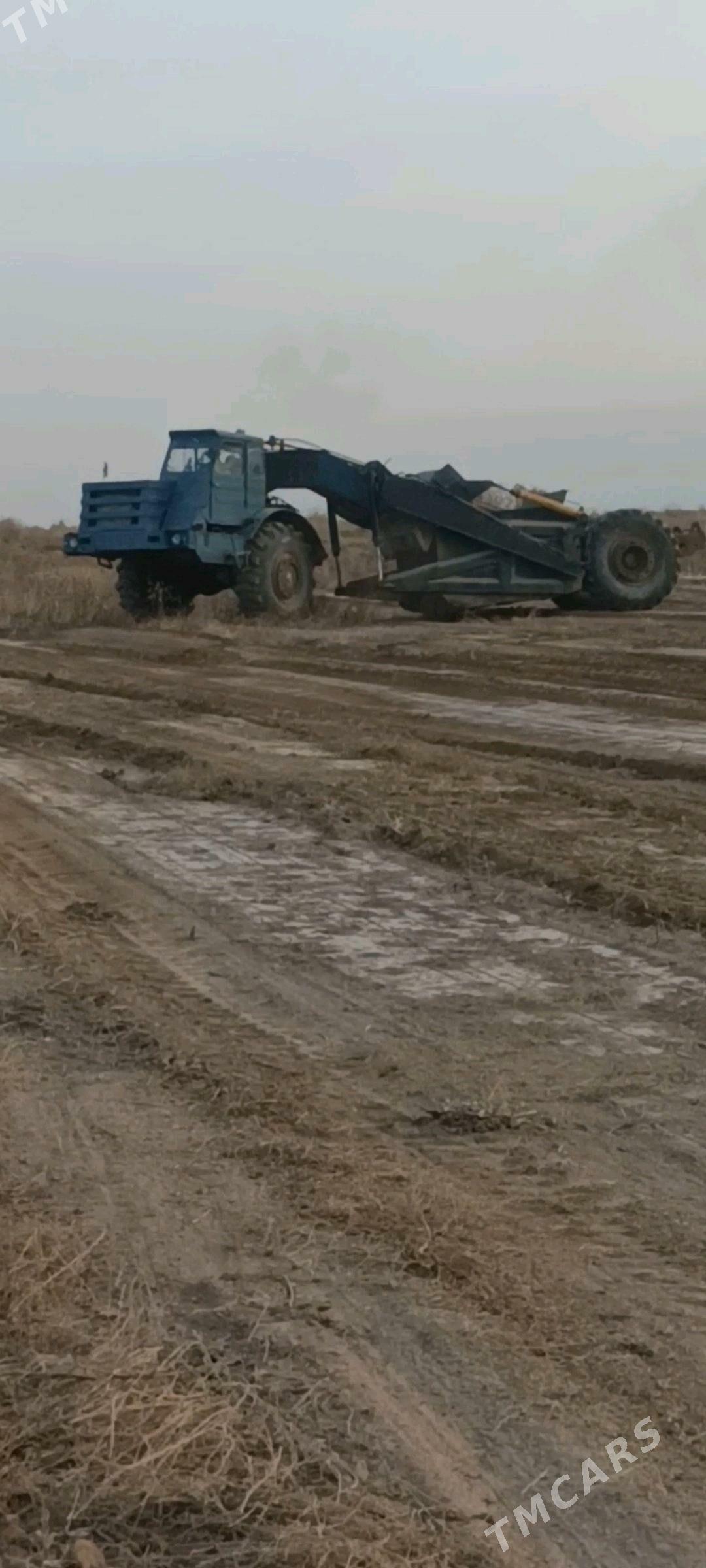MTZ 80 1993 - 100 000 TMT - Babadaýhan - img 1