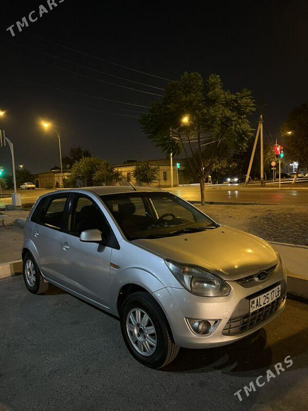 Ford Figo 2011 - 80 000 TMT - Туркменабат - img 6