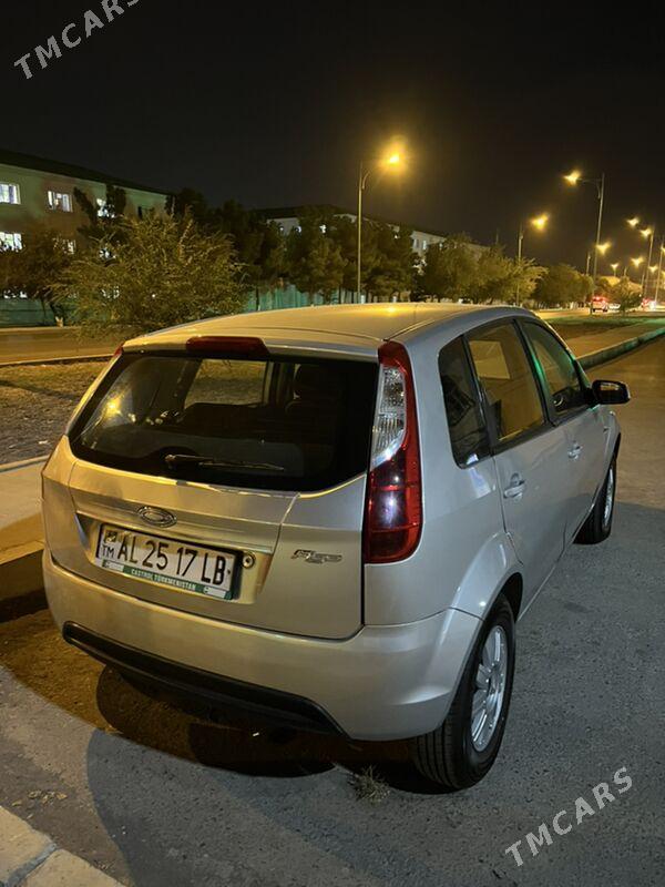 Ford Figo 2011 - 80 000 TMT - Туркменабат - img 3