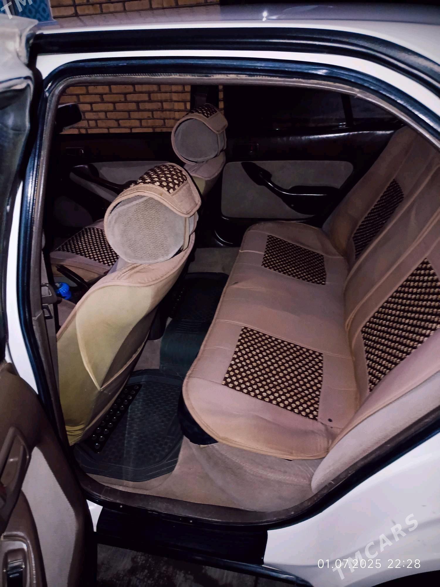 Toyota Camry 1995 - 110 000 TMT - Мары - img 2