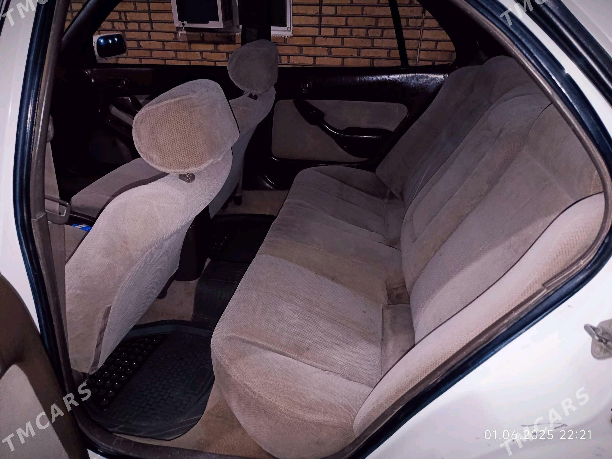 Toyota Camry 1995 - 110 000 TMT - Мары - img 1