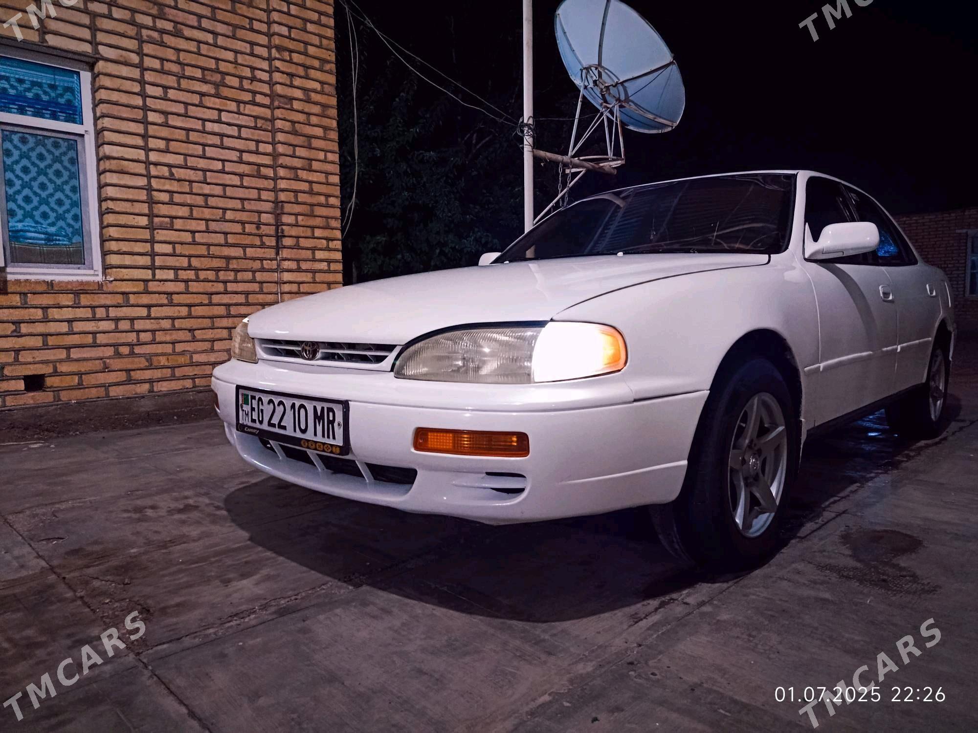 Toyota Camry 1995 - 110 000 TMT - Мары - img 3