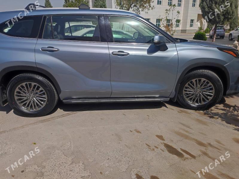 Toyota Highlander 2022 - 620 000 TMT - Türkmenabat - img 4