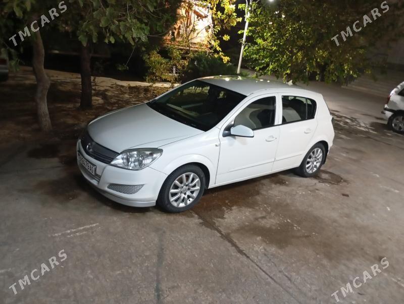 Opel Astra 2008 - 125 000 TMT - 4 мкр - img 3