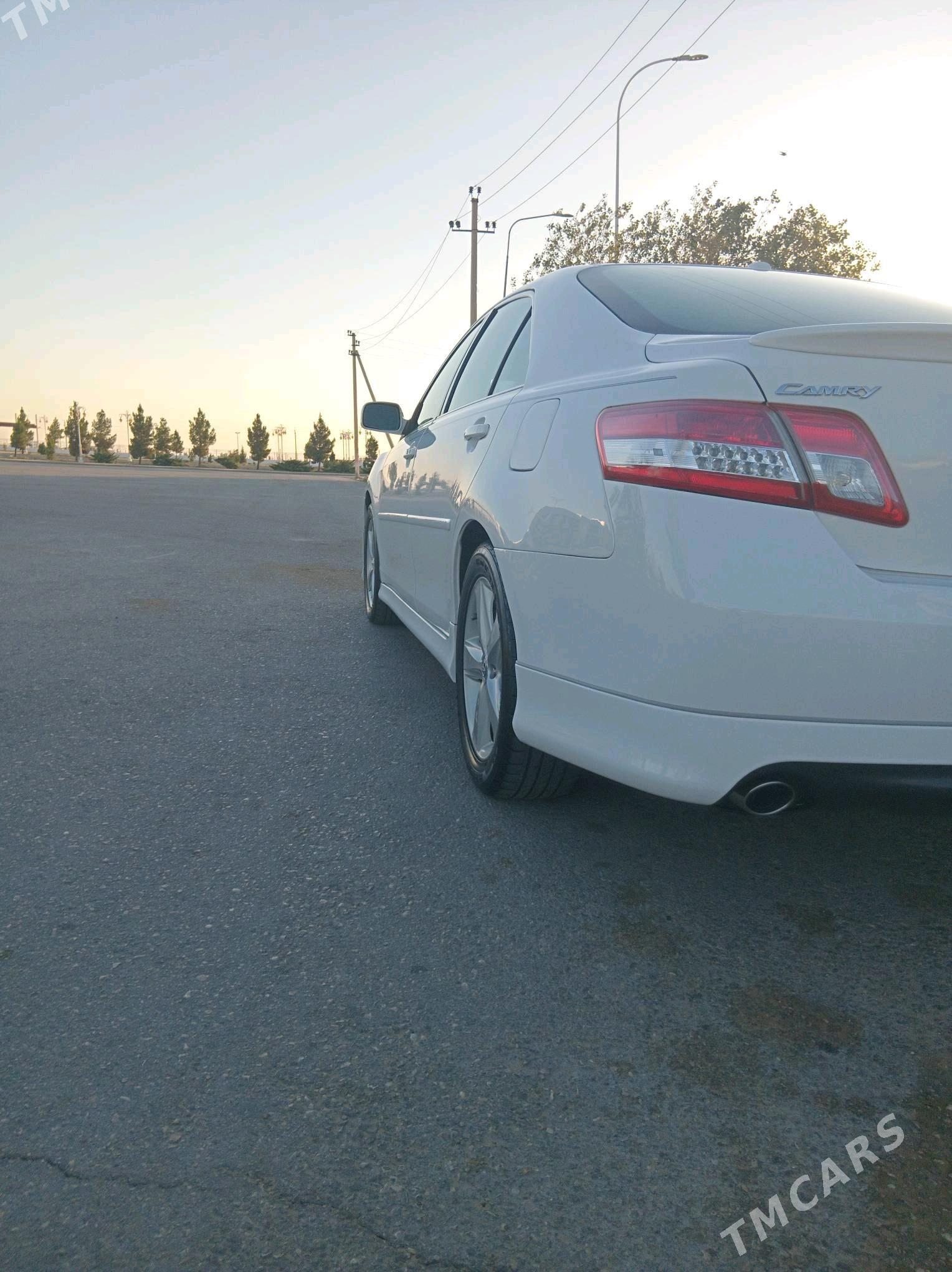 Toyota Camry 2011 - 230 000 TMT - Balkanabat - img 2