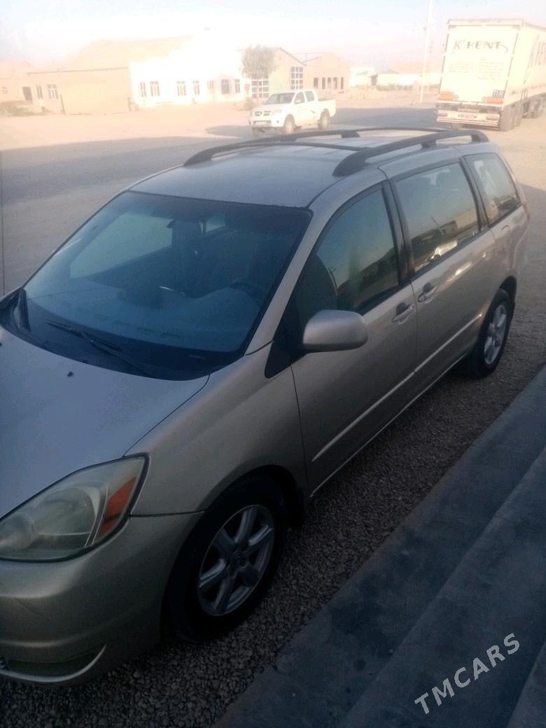 Toyota Sienna 2004 - 200 000 TMT - Эсенгулы - img 3