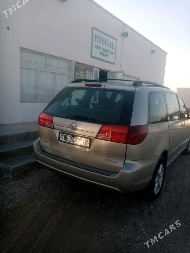 Toyota Sienna 2004 - 200 000 TMT - Эсенгулы - img 2