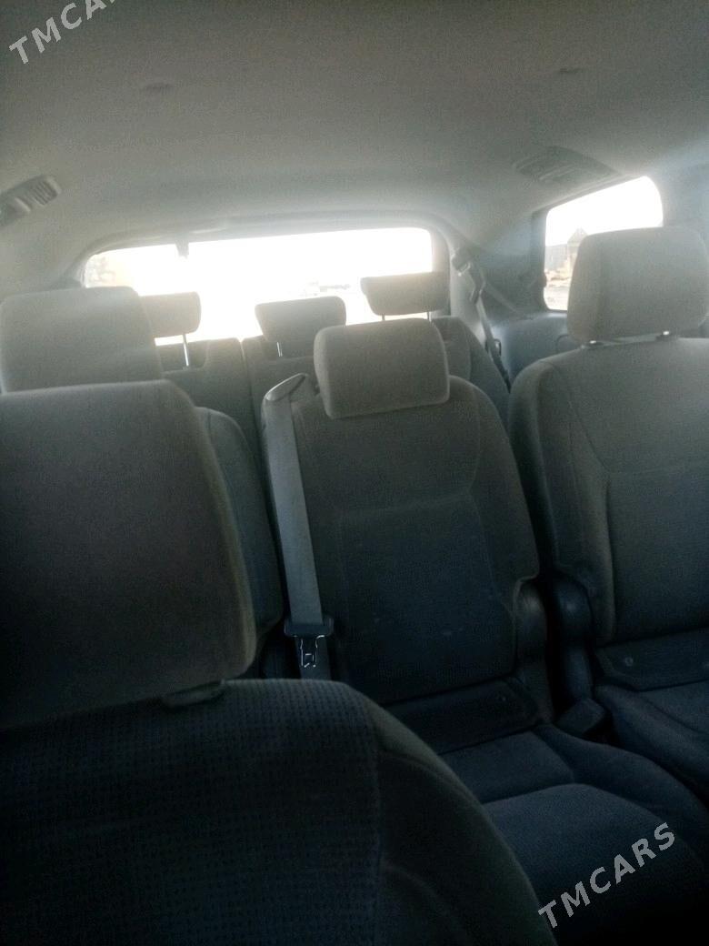 Toyota Sienna 2004 - 200 000 TMT - Эсенгулы - img 5
