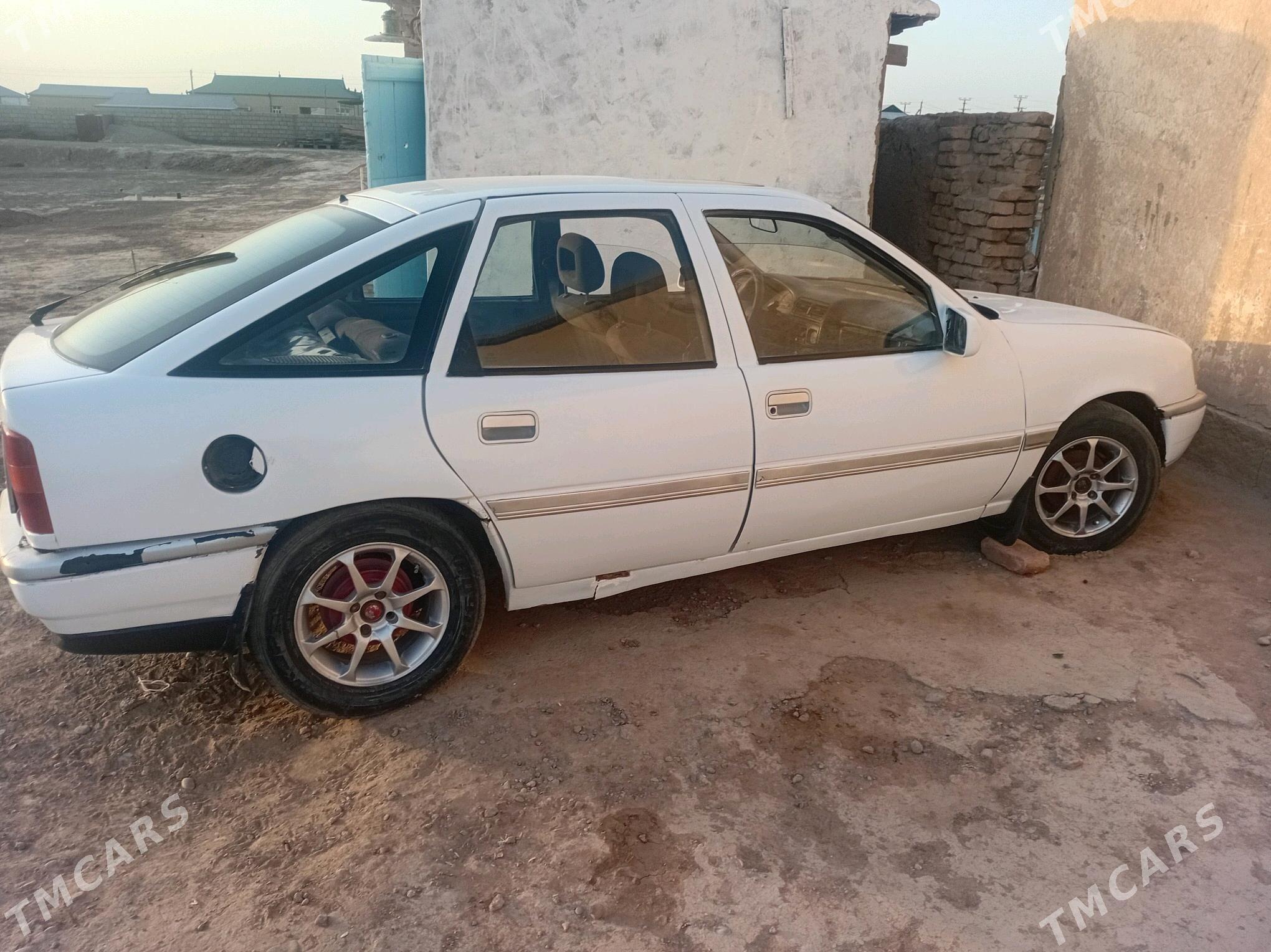 Opel Vectra 1990 - 22 000 TMT - Серахс - img 2