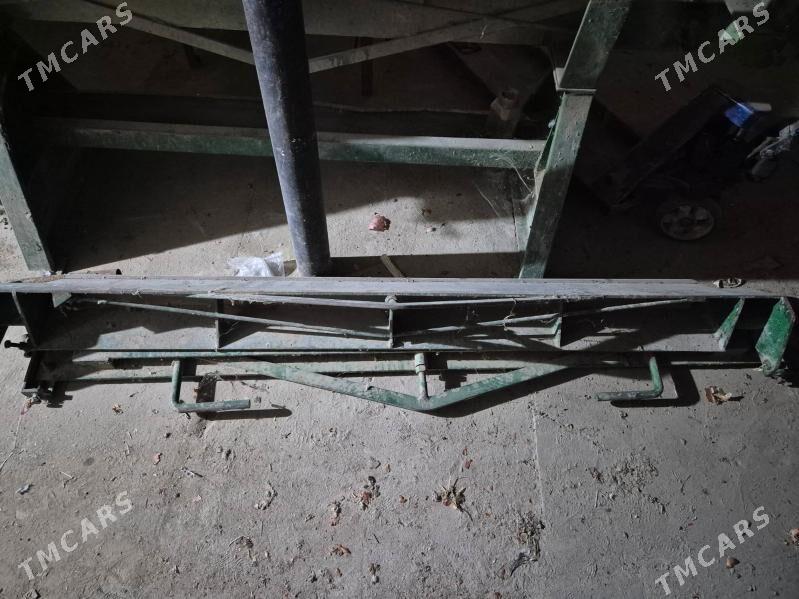 listogib, list bukyan - Ашхабад - img 1