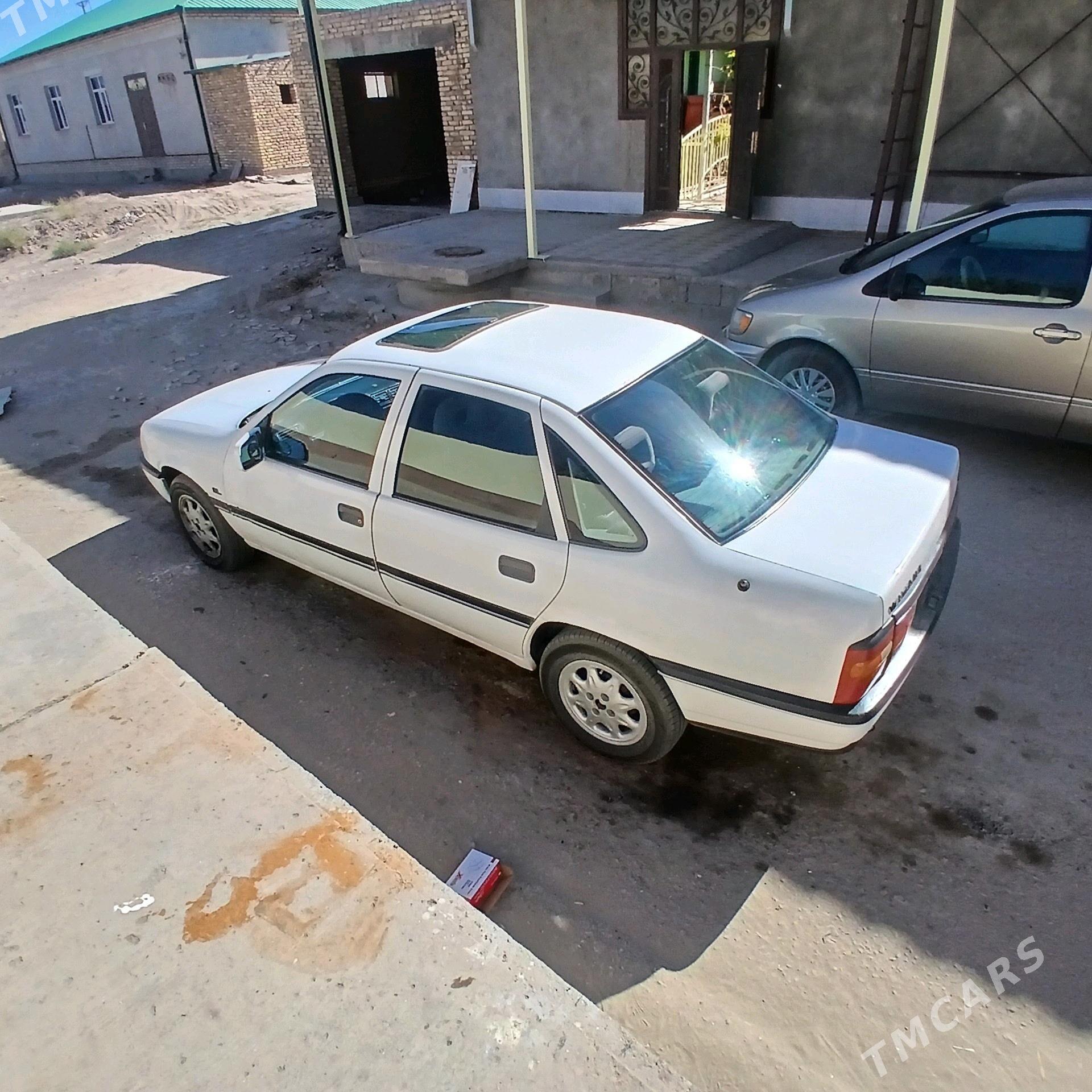 Opel Vectra 1990 - 45 000 TMT - Дашогуз - img 1