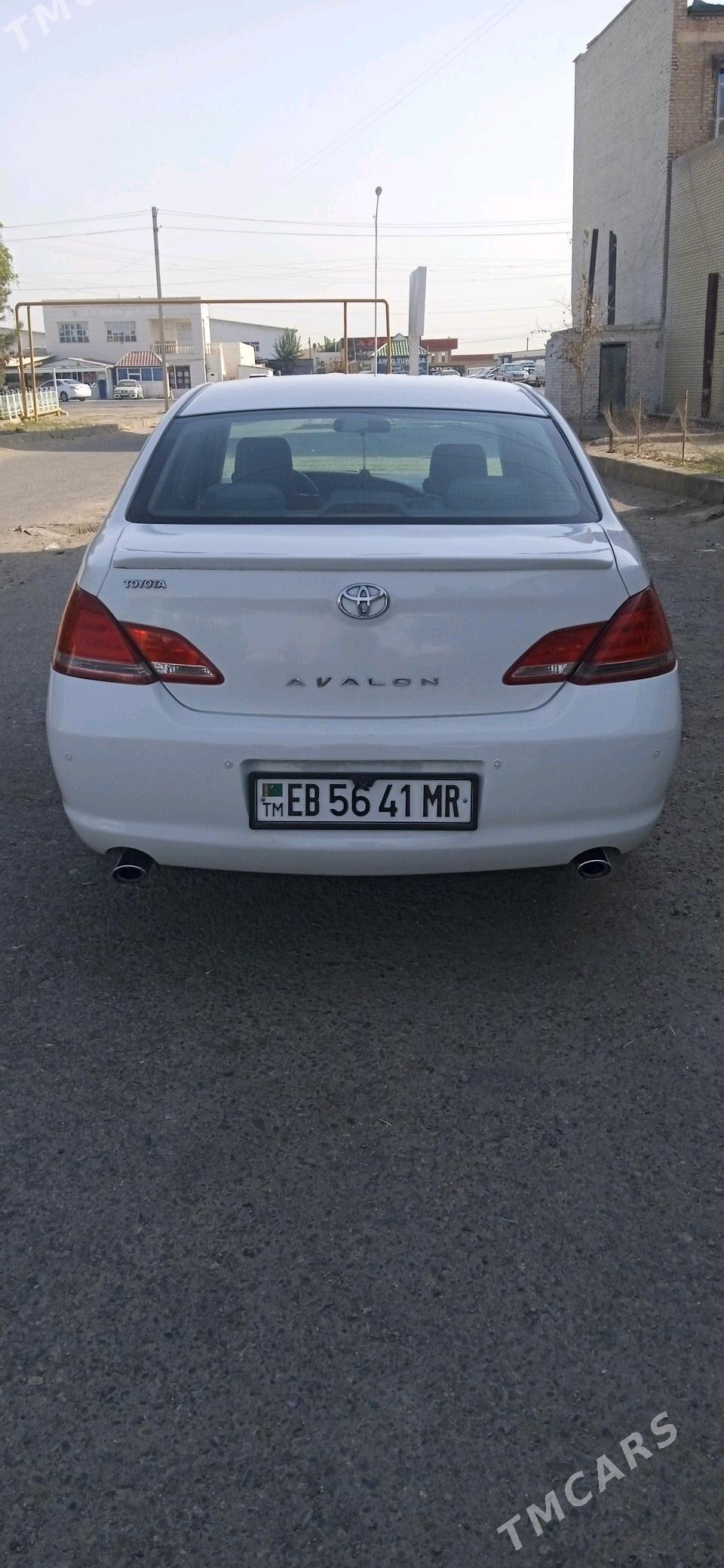 Toyota Avalon 2005 - 180 000 TMT - Mary - img 3