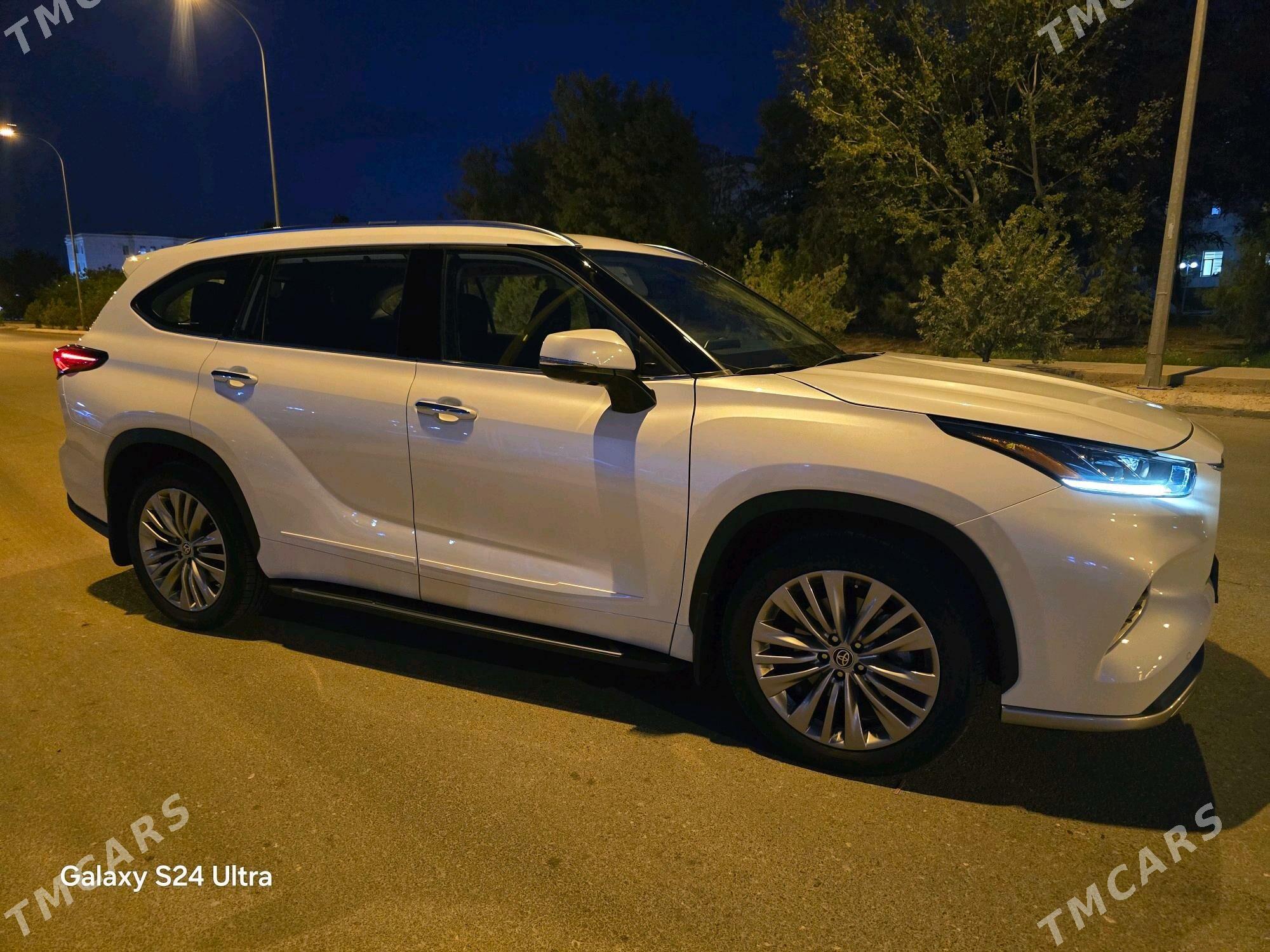 Toyota Highlander 2022 - 800 000 TMT - Aşgabat - img 1