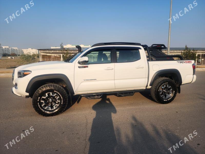 Toyota Tacoma 2021 - 500 000 TMT - Ашхабад - img 1