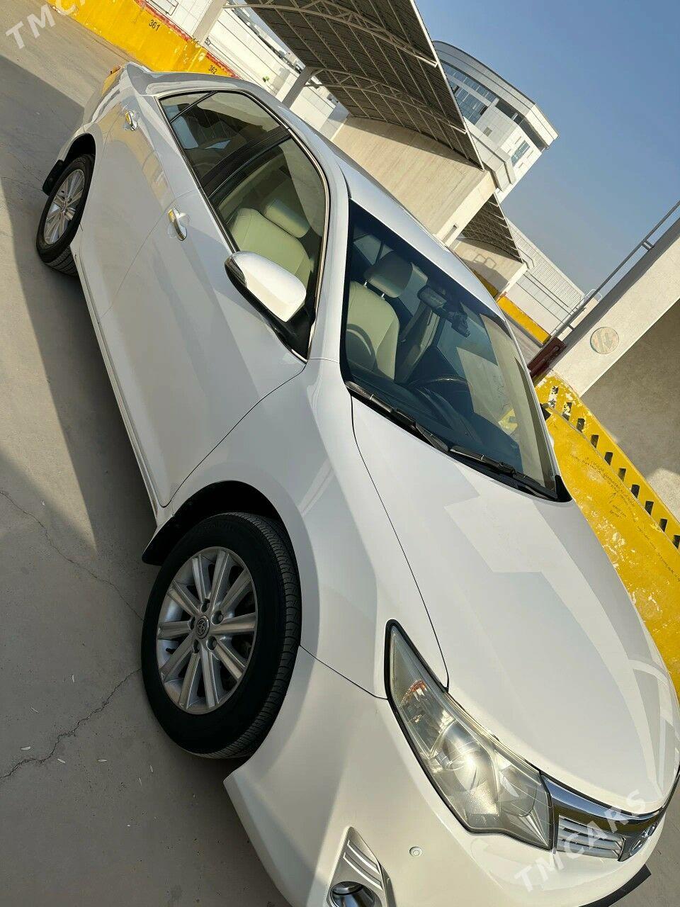 Toyota Camry 2013 - 254 000 TMT - Ашхабад - img 2