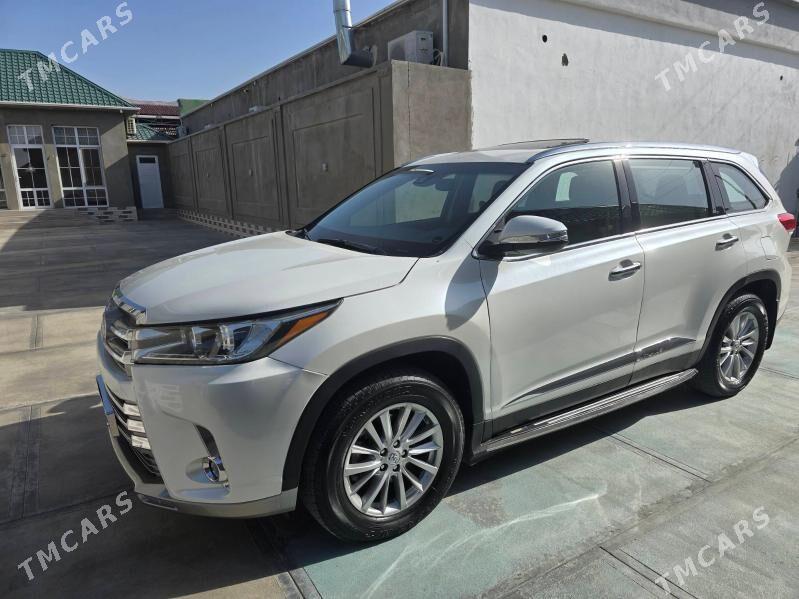 Toyota Highlander 2019 - 460 000 TMT - Балканабат - img 1