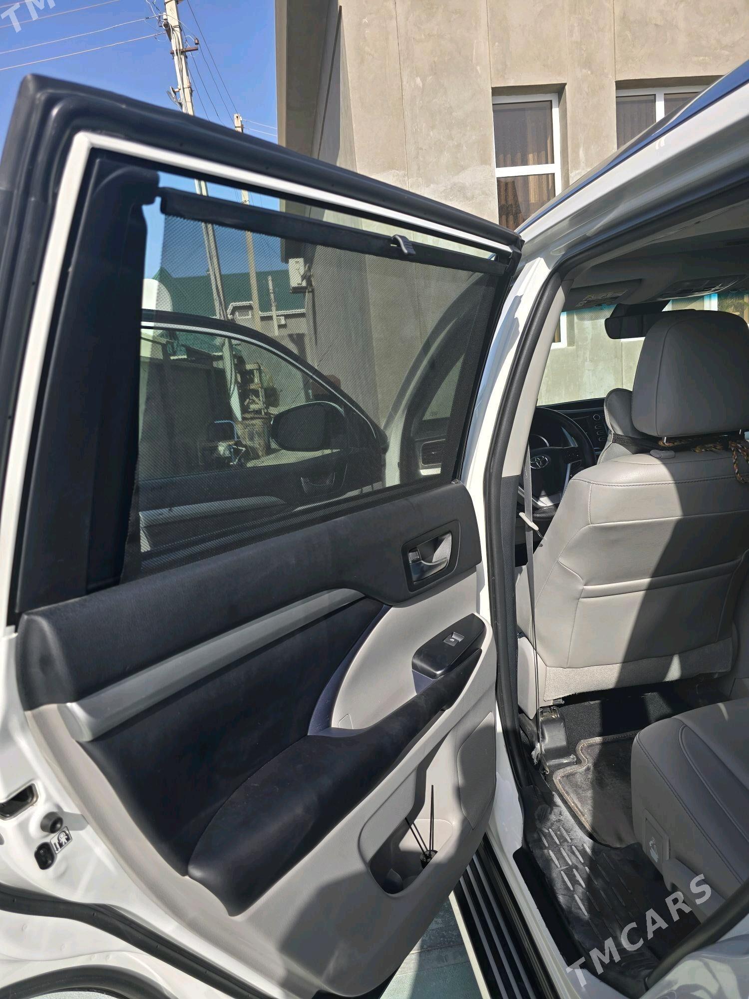 Toyota Highlander 2019 - 460 000 TMT - Балканабат - img 6