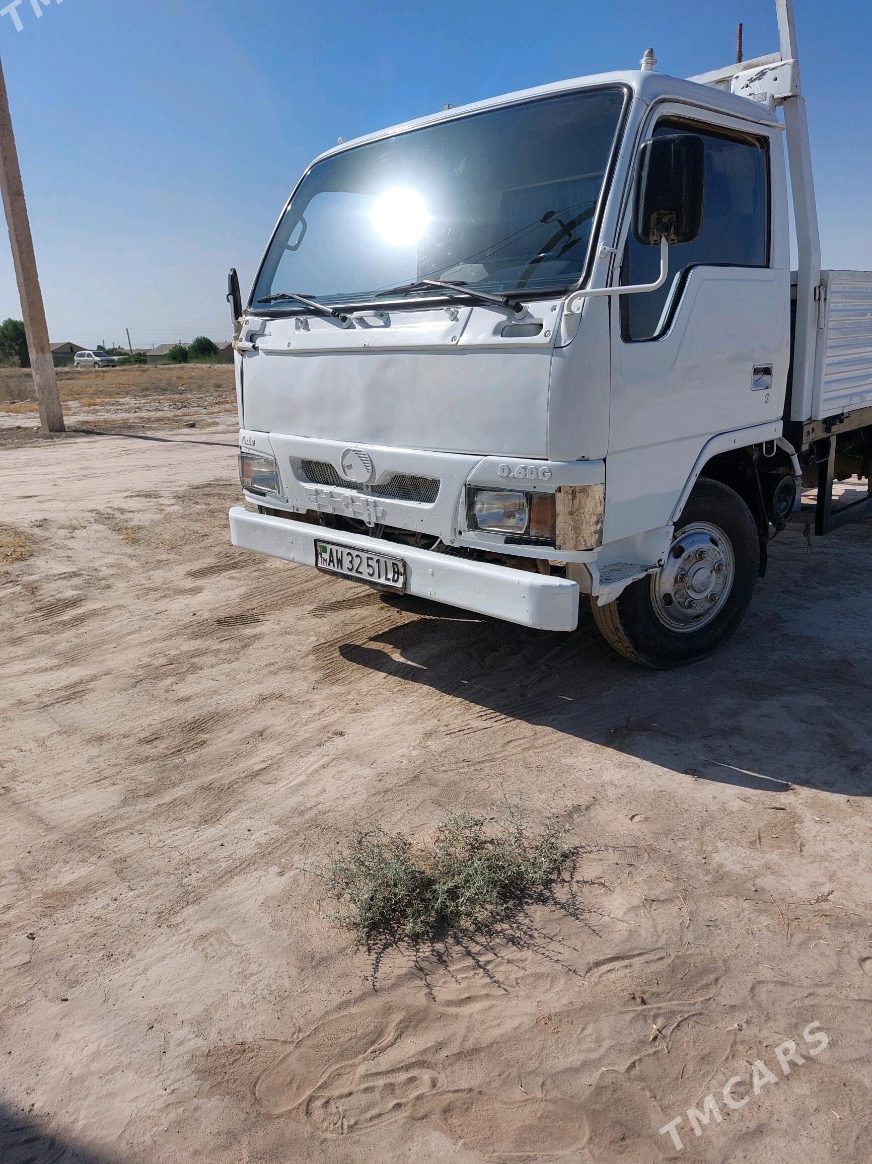 Mitsubishi Canter 2007 - 145 000 TMT - Halaç - img 4