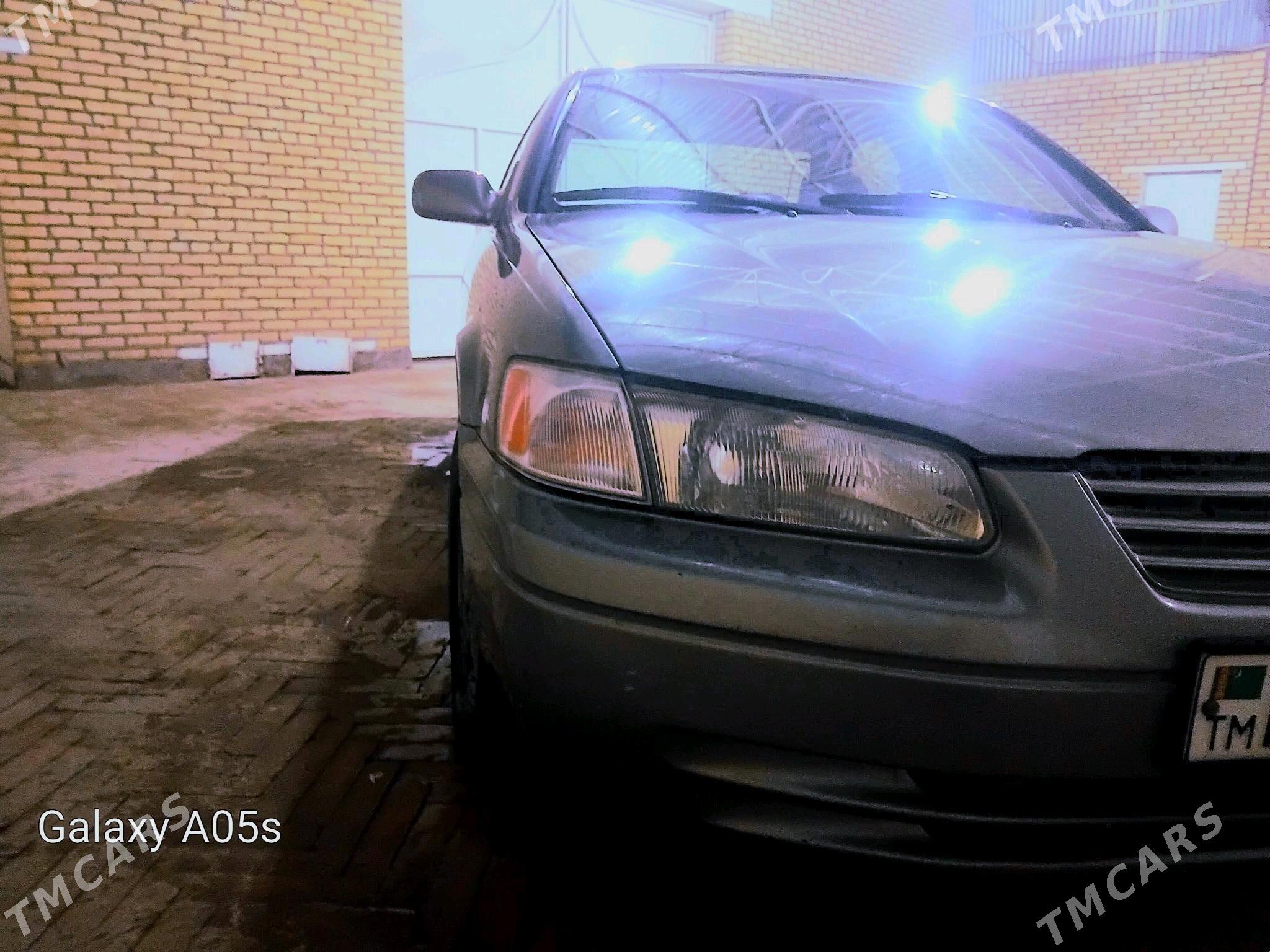 Toyota Camry 1999 - 140 000 TMT - Байрамали - img 4