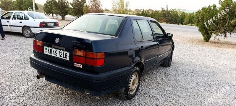 Volkswagen Jetta 1992 - 36 000 TMT - Койтендаг - img 5