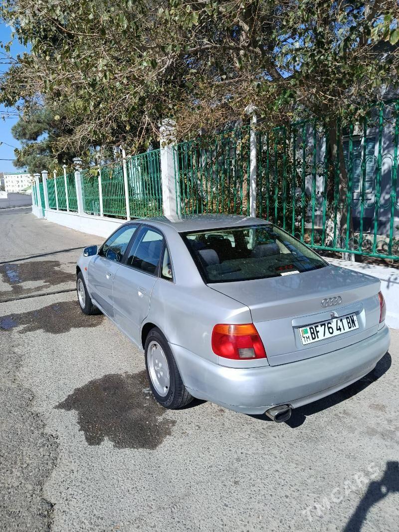 Audi A4 1996 - 40 000 TMT - Туркменбаши - img 3