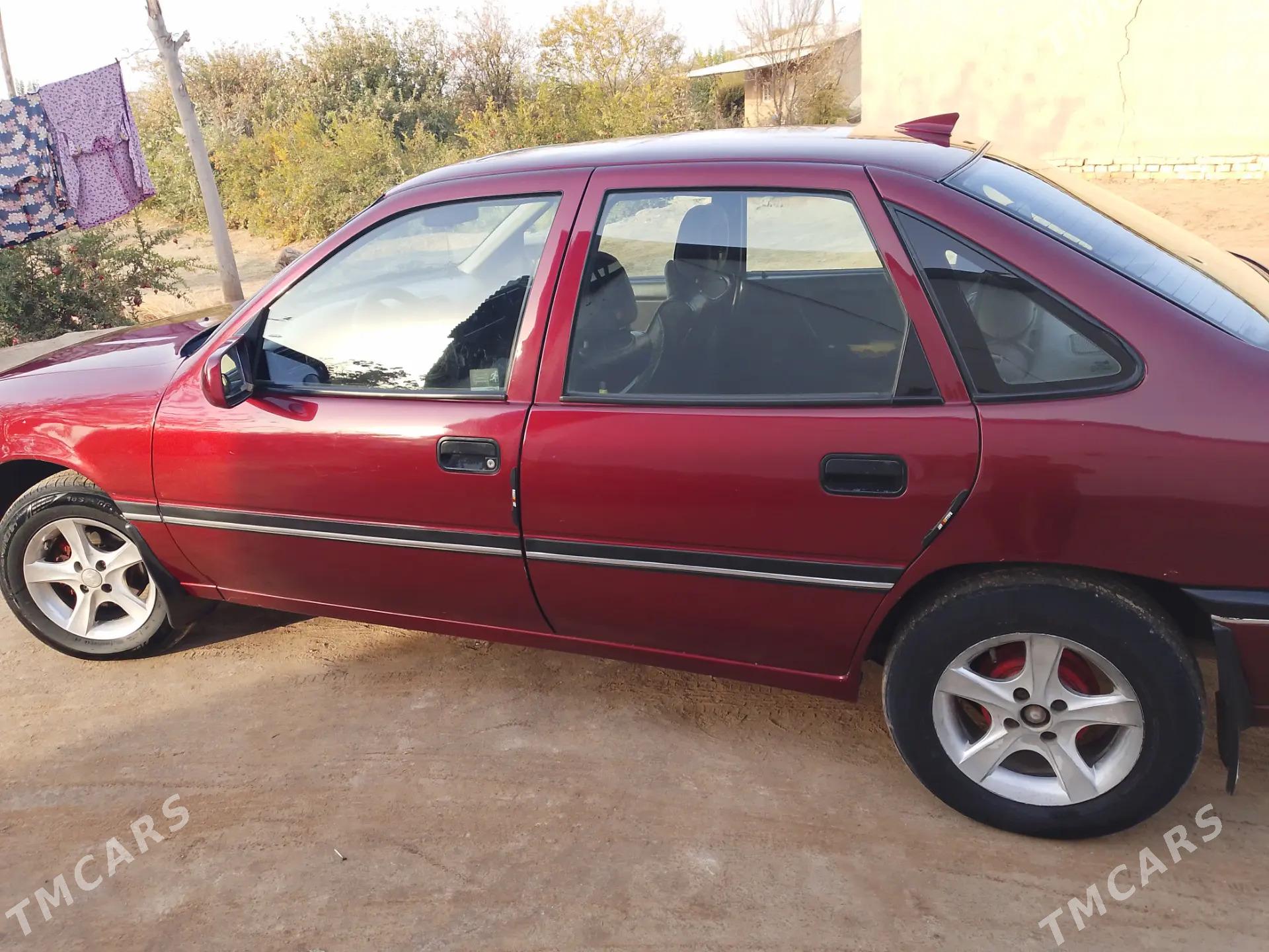 Opel Vectra 1992 - 36 000 TMT - Ёлётен - img 6