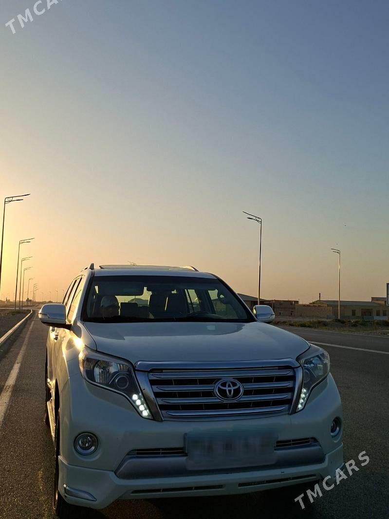 Toyota Land Cruiser Prado 2010 - 850 000 TMT - Türkmenabat - img 4