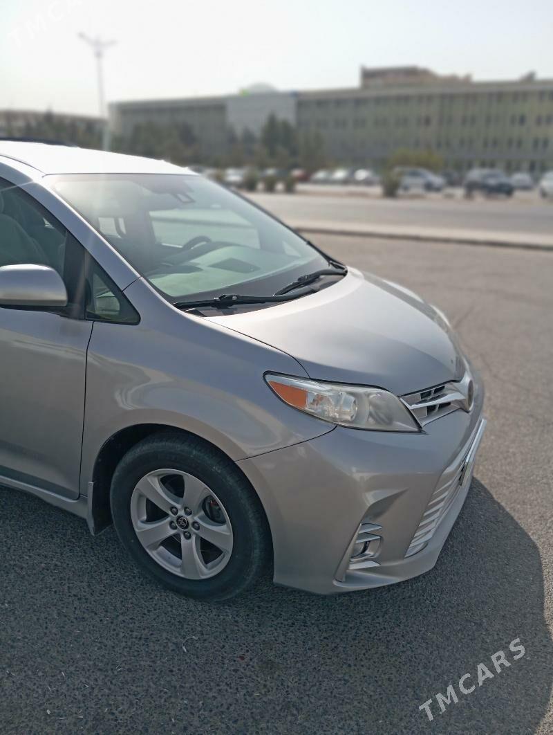Toyota Sienna 2019 - 410 000 TMT - Мары - img 2