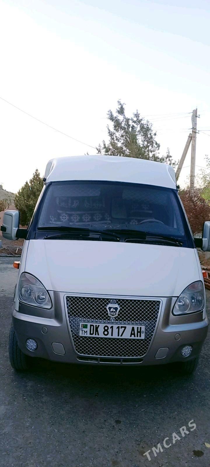 Gaz Gazel 2009 - 140 000 TMT - Бахарден - img 1