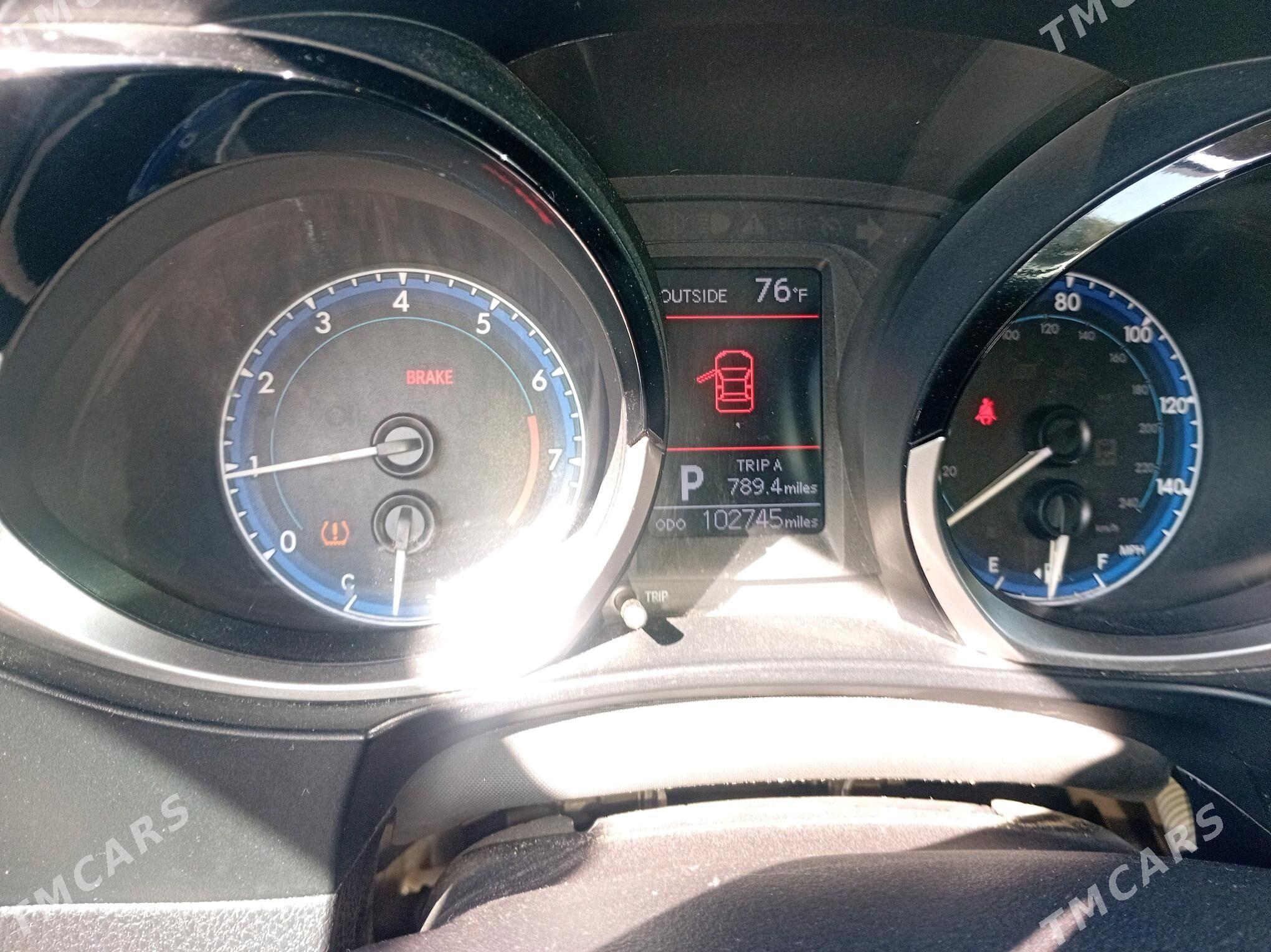 Toyota Corolla 2014 - 185 000 TMT - Чарджоу - img 3
